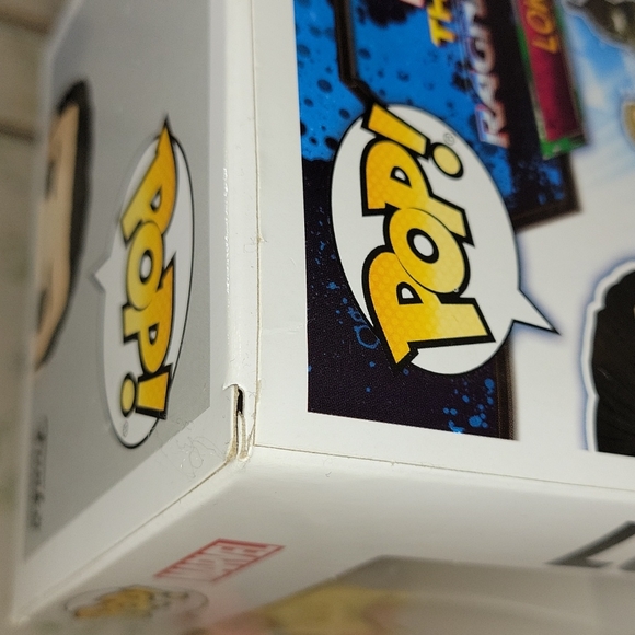 Loki Funko Pop - Picture 4 of 6